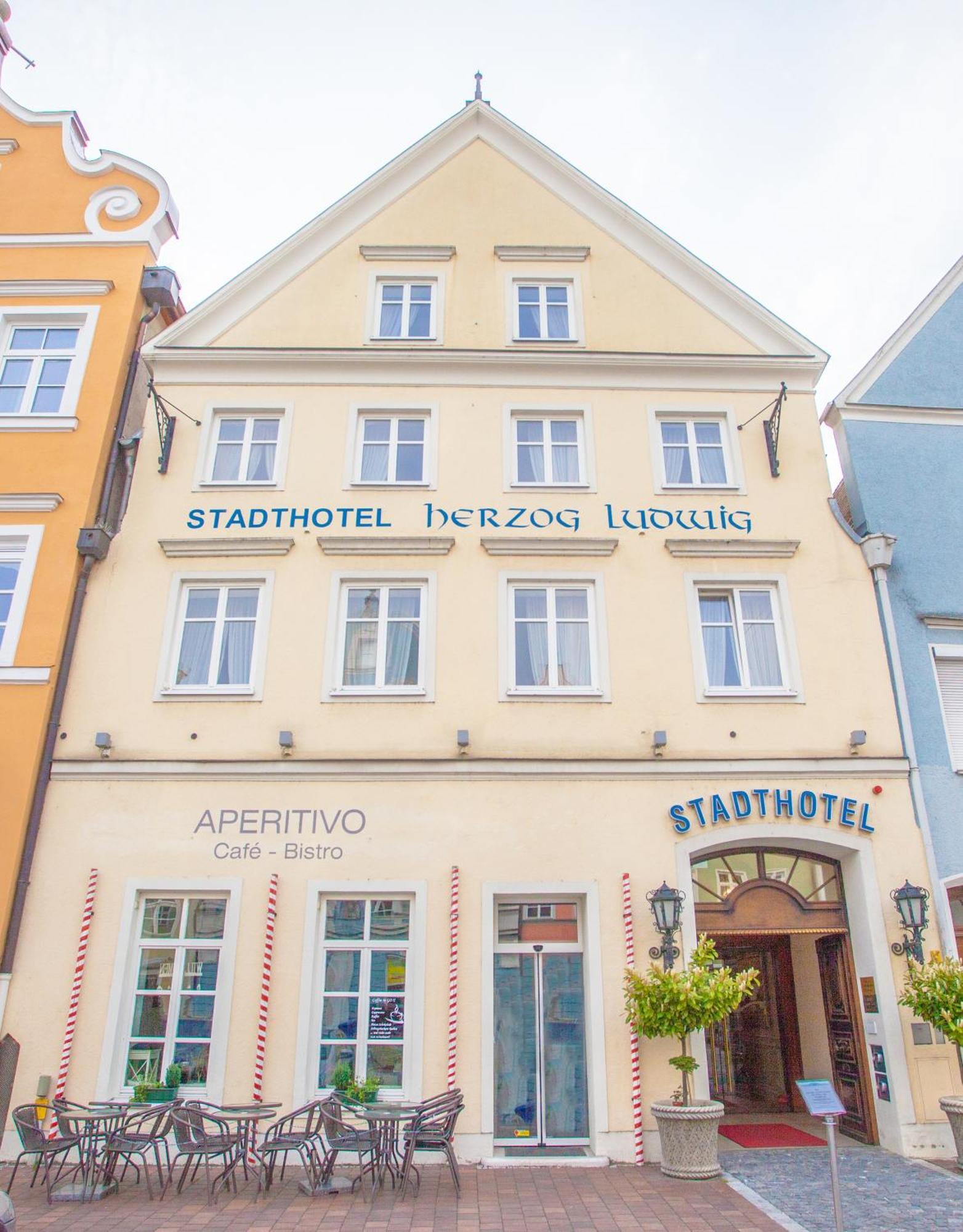 Stadthotel Herzog Ludwig Λάντσχουτ Εξωτερικό φωτογραφία