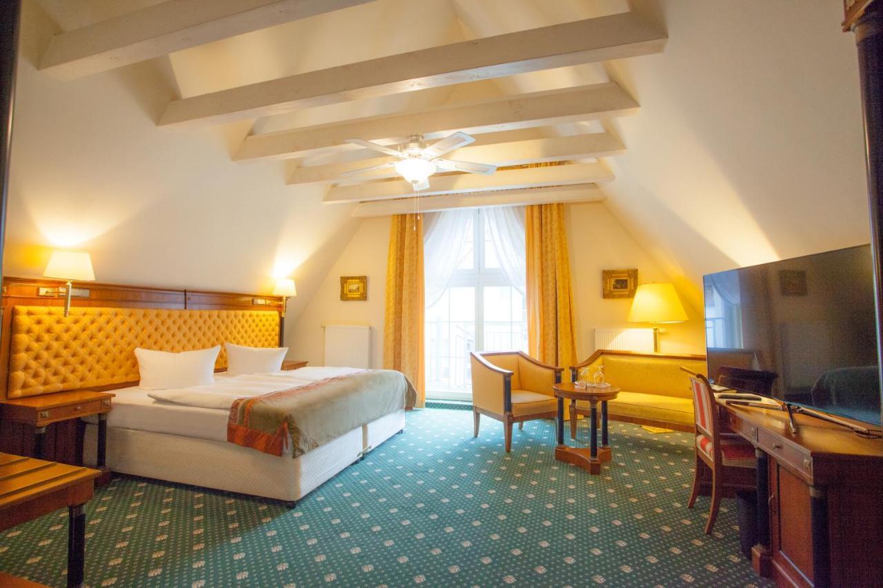 Stadthotel Herzog Ludwig Λάντσχουτ Εξωτερικό φωτογραφία
