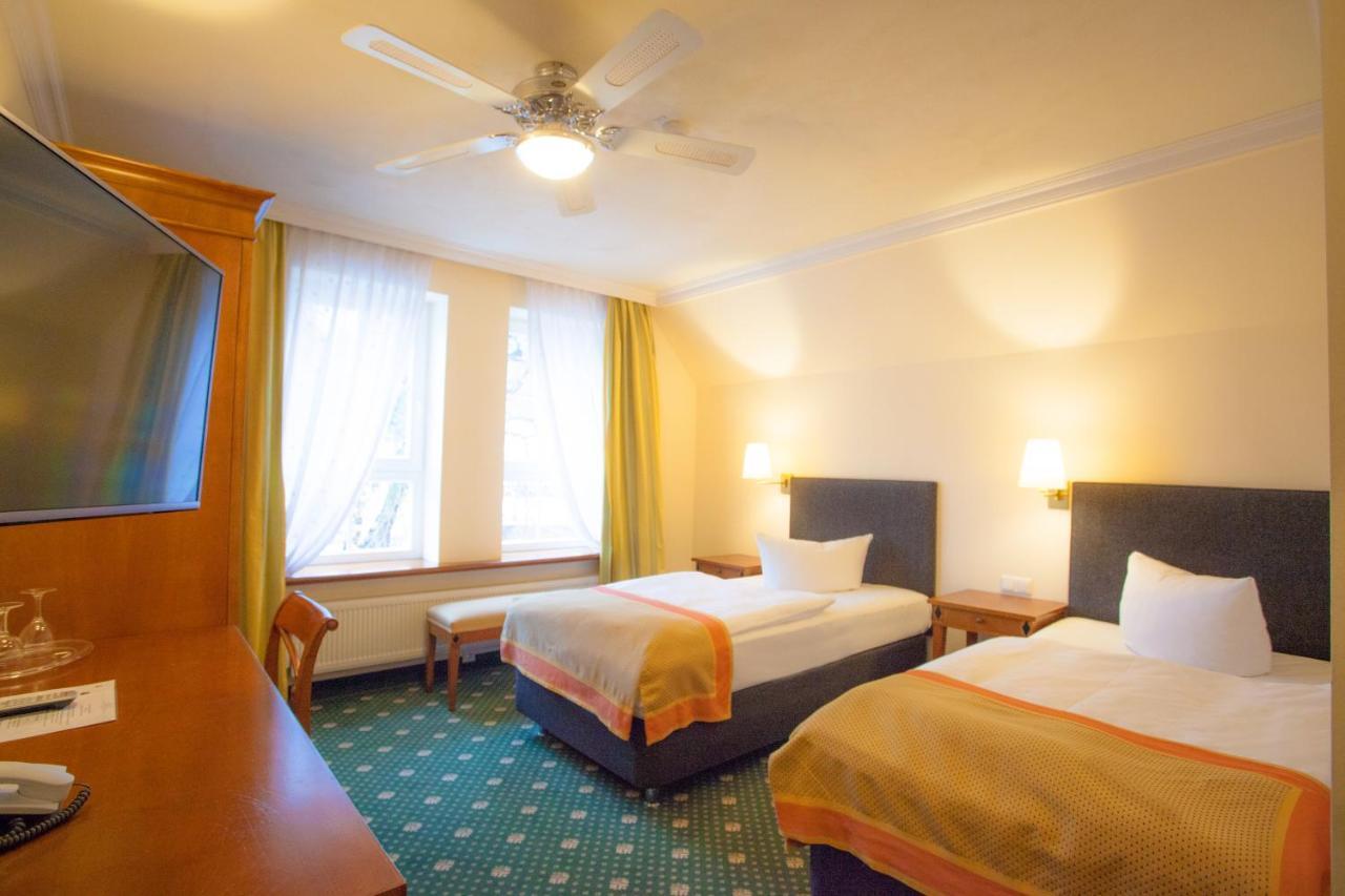 Stadthotel Herzog Ludwig Λάντσχουτ Εξωτερικό φωτογραφία